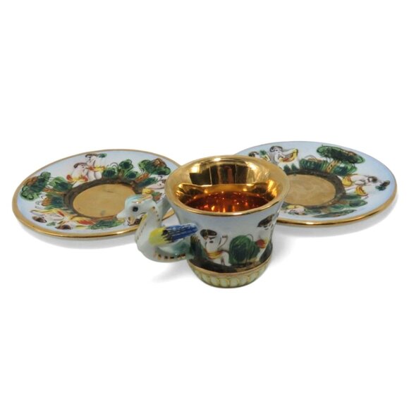 Cherubs CAPODIMONTE Demitasse CUP with Swan Handle and 2 Saucers Italy Vintage - Picture 6 of 11